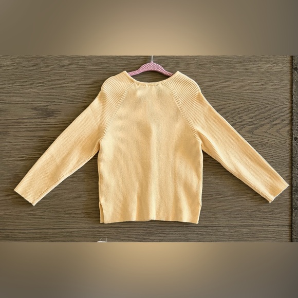 NWOT Zara Girls Yellow Knit Cardigan
Size 4-5 YEARS - Picture 2 of 3